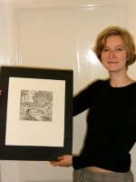 Stadrätin Anja Pohl und die ersteigerte Lithographie